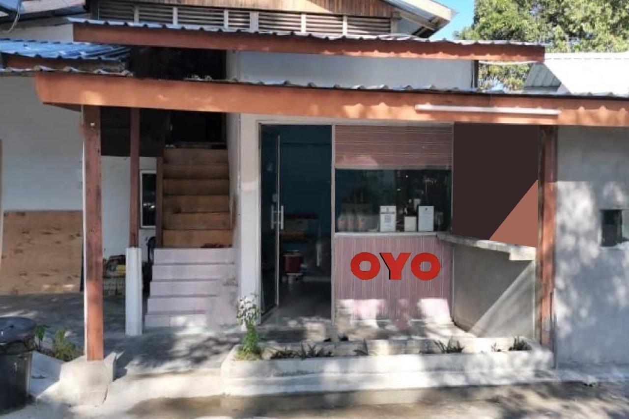 Oyo 90176 D'Cruz Sunrise Villa Pantai Cenang (Langkawi) Exterior foto